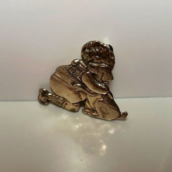A boy and his dog 925 silver pin.😊 - Picture 1 of 4